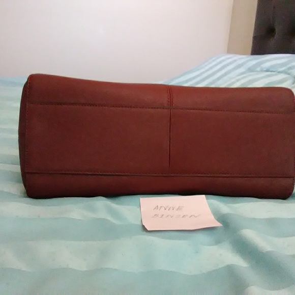 Handbag - Picture 6 of 8